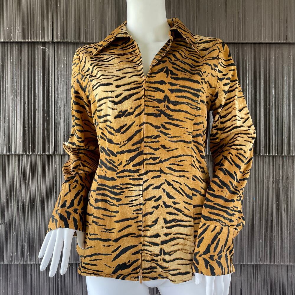 🔥Jones New York Tiger Print Mob Wife Preppy Chic Zipper Front Top Blouse Size M